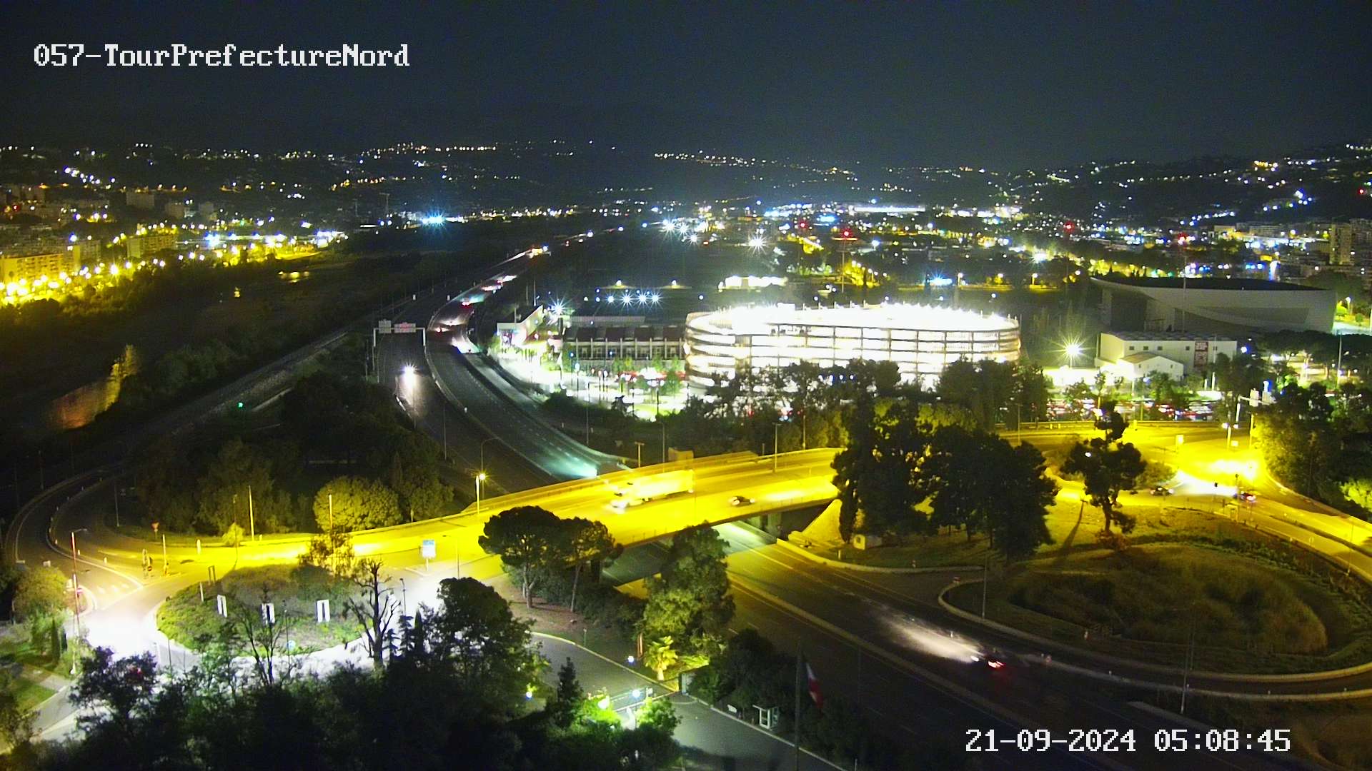 Caméra autoroute France - A8, Nice, à hauteur de la Préfecture des Alpes Maritimes, direction Antibes